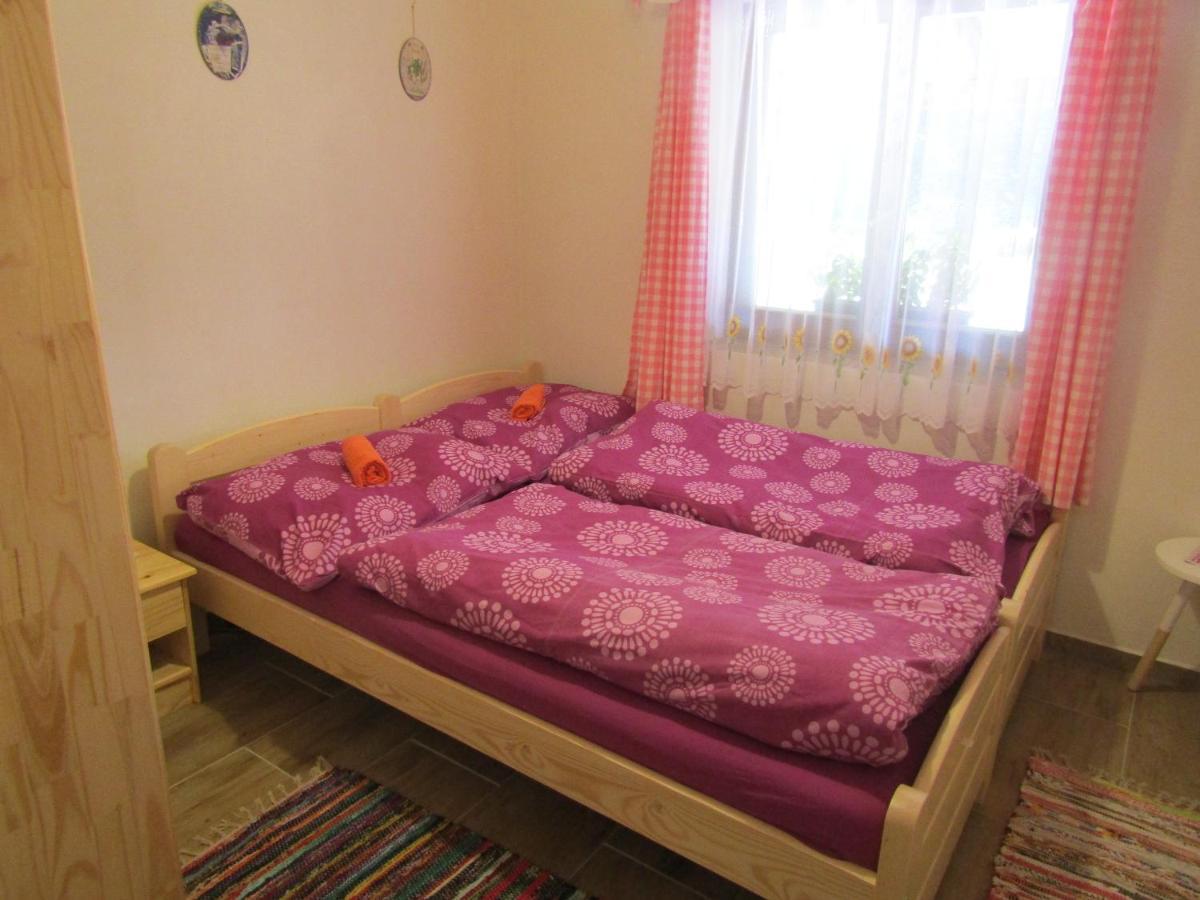 Rekreacni Dum V Brdech Pod Svatou Annou Villa Ohrazenice  Buitenkant foto